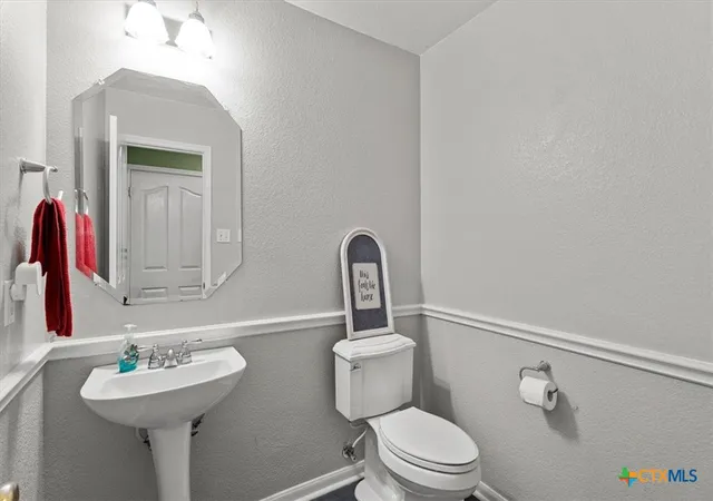 Photo 3 of Single family home for sale at 310 N Carriage Hills Dr, Georgetown, TX 78626 | MLS# 609584 | Listing updated on 2026-09-18