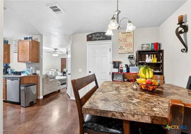 Homes for sale in Harker Heights, TX | 207 W Cardinal Ln, Harker Heights, TX 76548 | MLS# 609354