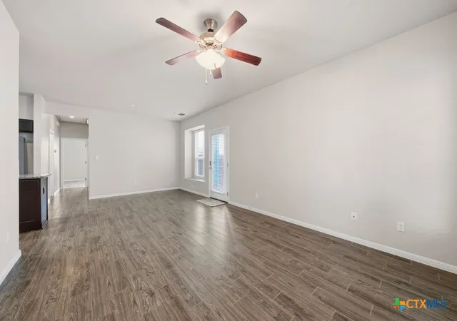 Photo 4 of Single family home for sale at 420 Spiny Lizard Ln, San Marcos, TX 78666 | MLS# 609653 | Listing updated on 2026-06-29