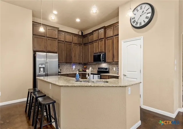 5th image of 820 Mission Hills Dr, New Braunfels, TX 78130 | MLS# 609325