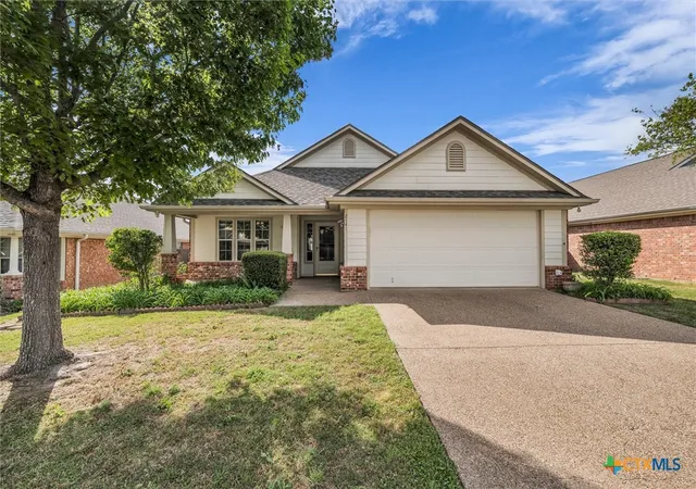 Homes for sale in Robinson, TX | 2541 Massey Ln, Robinson, TX 76706 | MLS# 609589