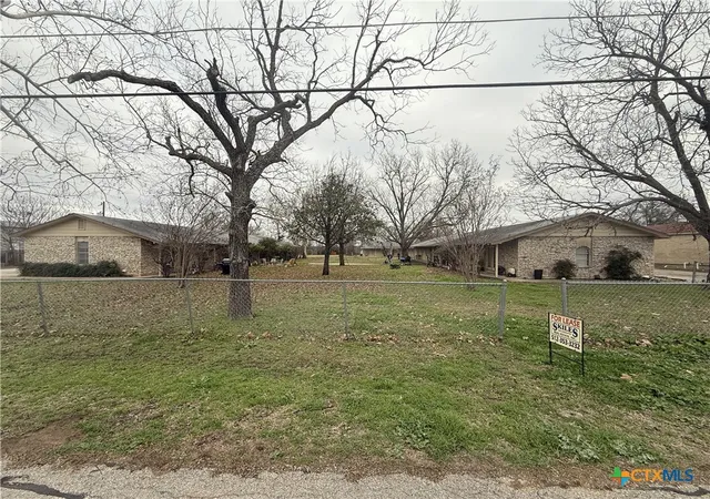 Homes for sale in Martindale, TX | 200 220 Quail Run Rd, Martindale, TX 78655 | MLS# 609696