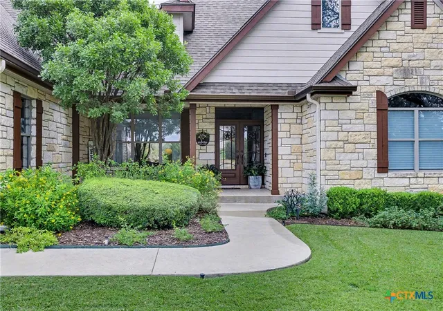 3rd image of 154 Quarry Pt, New Braunfels, TX 78132 | MLS# 607408