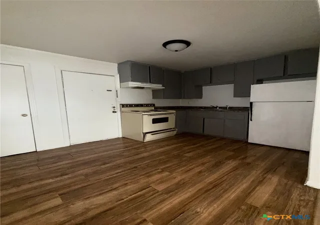 4th image of 405 W Avenue E Br, Killeen, TX 76541 | MLS# 609787