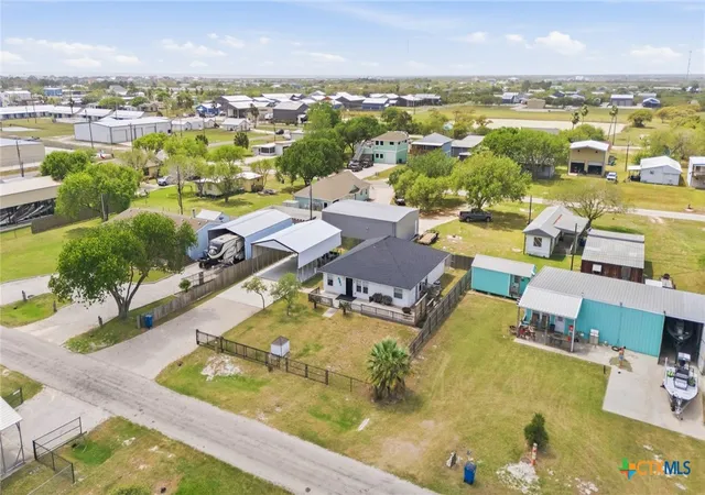 5th image of 77 Carrie St, Port O'connor, TX 77982 | MLS# 609850