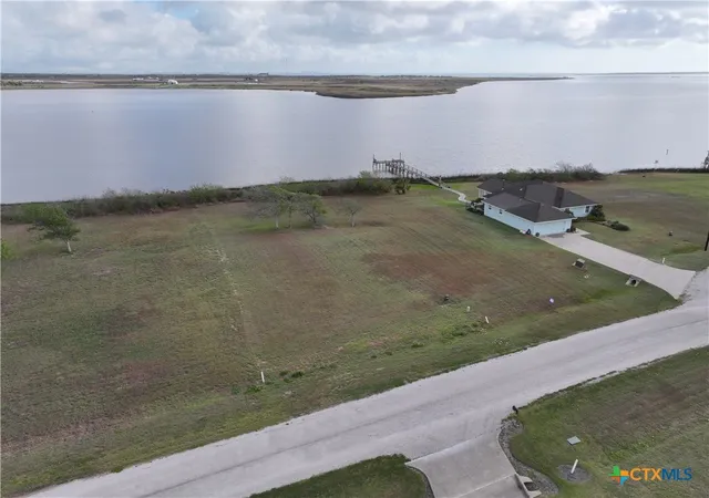 4th image of Lot 20 N Blue Heron Dr, Port Lavaca, TX 77979 | MLS# 608464