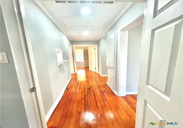 4th image of 1503 Bexar Ave, Victoria, TX 77901 | MLS# 609823