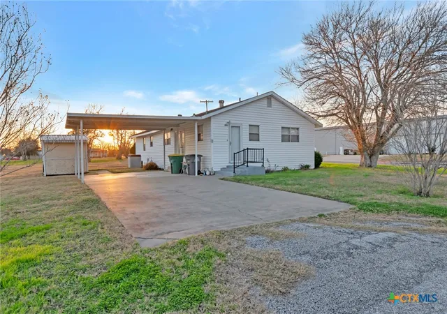 2nd image of 1907 Pleasant Green Dr, Victoria, TX 77901 | MLS# 608263