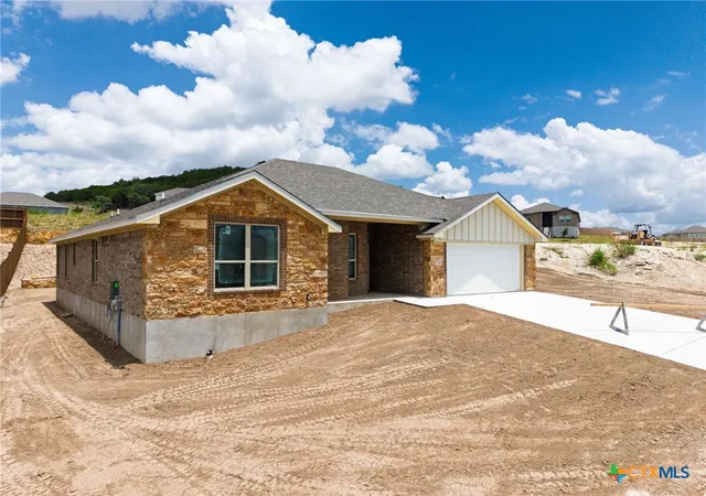 Homes for sale in Copperas Cove, TX | 610 Bobby Lou Ln, Copperas Cove, TX 76522 | MLS# 609985