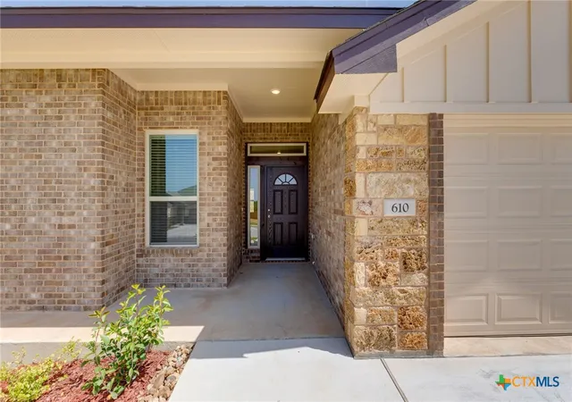 Photo 2 of Single family home for sale at 610 Bobby Lou Ln, Copperas Cove, TX 76522 | MLS# 609985 | Listing updated on 2026-09-17