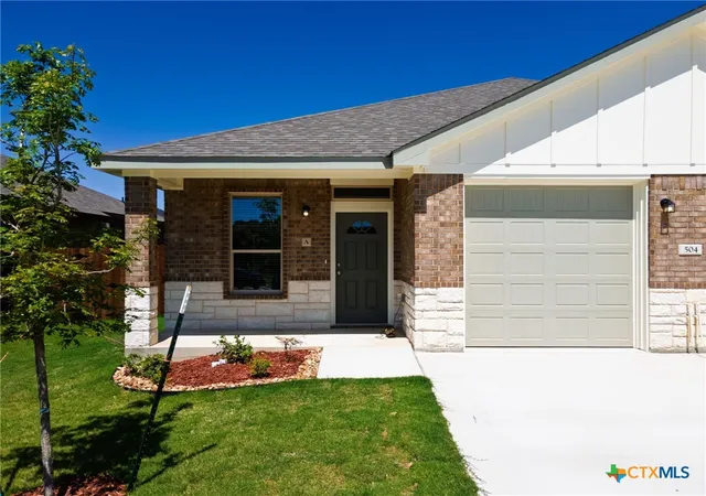 Homes for sale in Copperas Cove, TX | 504 Adley Ave, Copperas Cove, TX 76522 | MLS# 609994