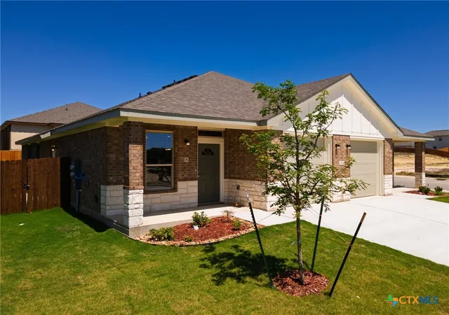 Homes for sale in Copperas Cove, TX | 504 Adley Ave, Copperas Cove, TX 76522 | MLS# 609994