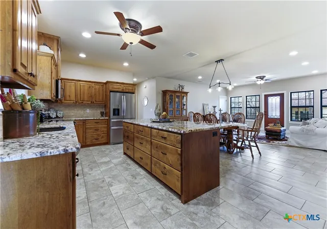 5th image of 203 Champions Blvd, La Vernia, TX 78121 | MLS# 610033