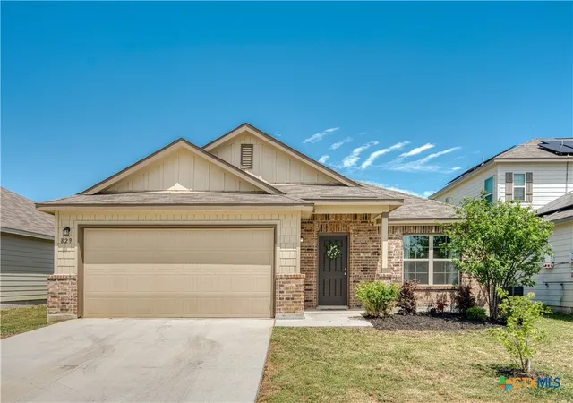 1st image of 829 Stonemanor, Seguin, TX 78155 | MLS# 610000
