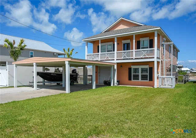 Homes for sale in Rockport, TX | 838 Rattlesnake Point Rd, Rockport, TX 78382 | MLS# 610184