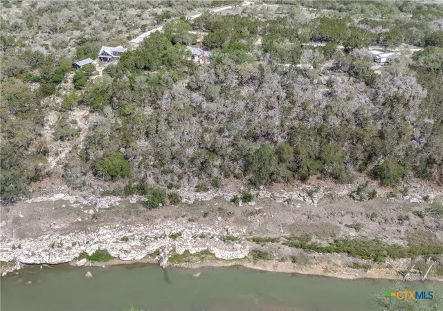 5th image of 500 Hideaway Dr, Spring Branch, TX 78070 | MLS# 610196