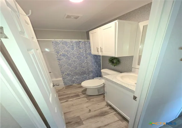 4th image of 1005 W Houston Ave, Seadrift, TX 77983 | MLS# 609802