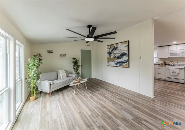 Photo 3 of Manufactured home for sale at 1901 Pecan St, San Marcos, TX 78666 | MLS# 609258 | Listing updated on 2026-07-27