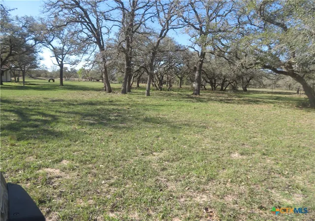 2nd image of 1923 Co Rd 286, Edna, TX 77957 | MLS# 608033
