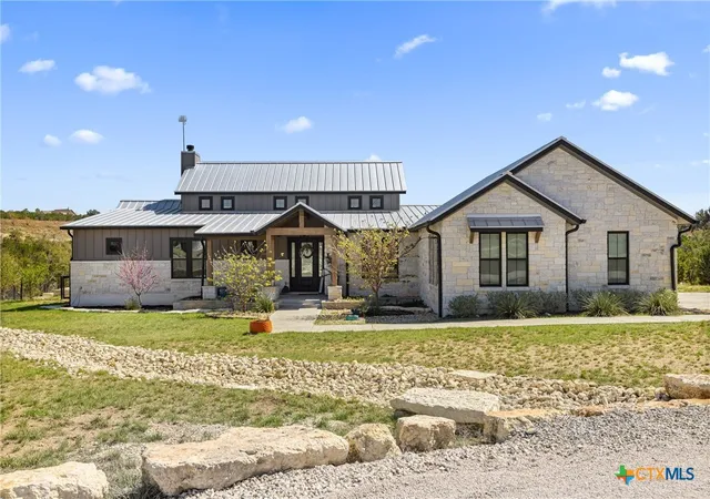 3rd image of 2105 Legacy Hills Dr, Johnson City, TX 78636 | MLS# 610294