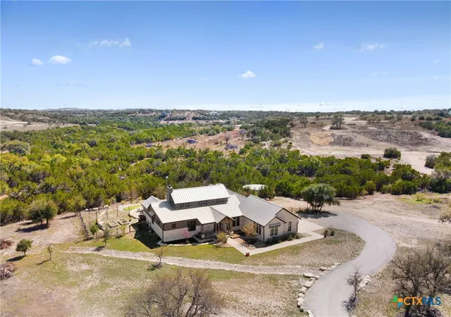 41st image of 2105 Legacy Hills Dr, Johnson City, TX 78636 | MLS# 610294