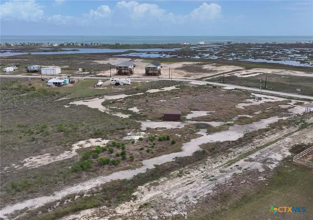 7th image of 268 Powderhorn Ln, Port Lavaca, TX 77979 | MLS# 610265