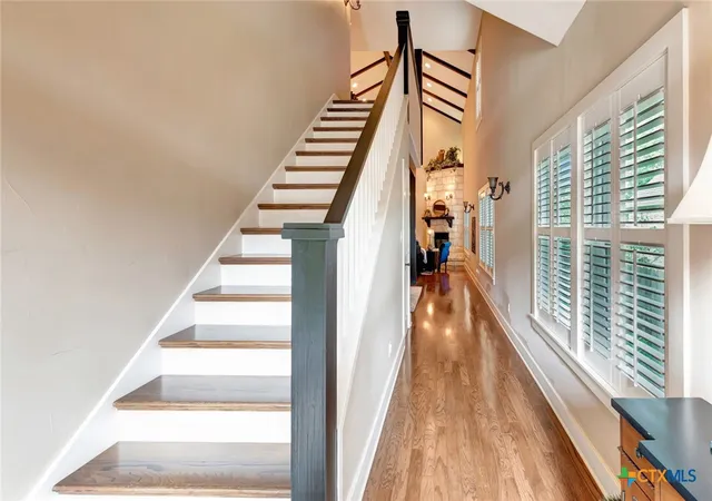 Photo 3 of Single family home for sale at 6 Cotswold Ln, Victoria, TX 77904 | MLS# 610307 | Listing updated on 2026-10-05
