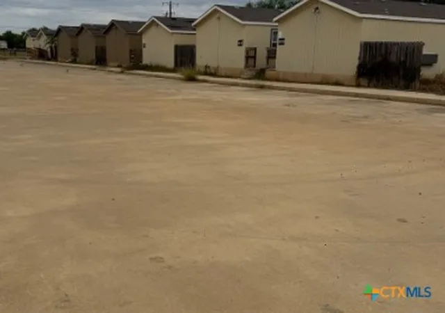 Manufactured home for sale at 1100 County Rd 4600, Dilley, TX 78017 | MLS# 610341 | Listing updated on 2026-04-12