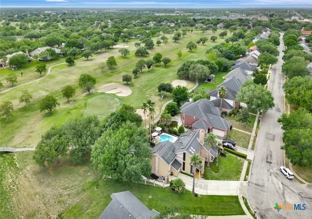 Photo 4 of Single family home for sale at 103 Tracy Ln, Victoria, TX 77904 | MLS# 608955 | Listing updated on 2026-06-25
