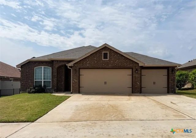 Photo 2 of Single family home for sale at 4302 Molly Dyer Dr, Killeen, TX 76549 | MLS# 609243 | Listing updated on 2026-10-07