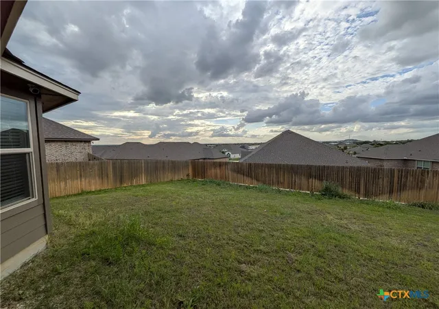 4th image of 2402 Freddie L Nichols Sr Dr, Harker Heights, TX 76548 | MLS# 610046