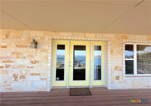 Photo 4 of Single family home for sale at 1210 Skyline Dr, Canyon Lake, TX 78133 | MLS# 609719 | Listing updated on 2026-07-13