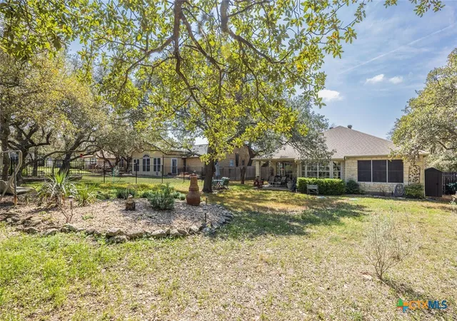 2nd image of 15 Palmer Ln, Wimberley, TX 78676 | MLS# 610430