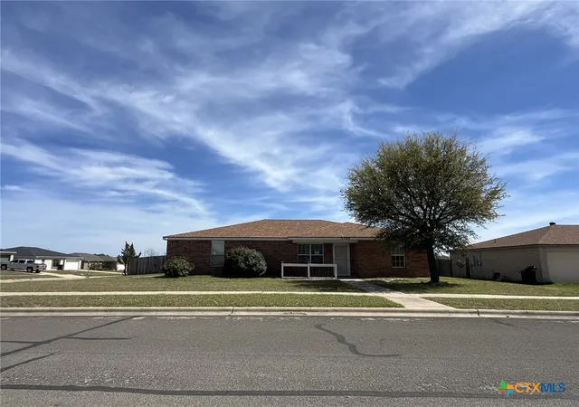 2nd image of 3700 Fabianna Dr, Killeen, TX 76549 | MLS# 610445