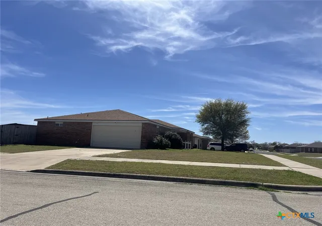 3rd image of 3700 Fabianna Dr, Killeen, TX 76549 | MLS# 610445