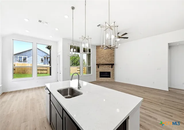 5th image of 332 Puppy Dog Pass, San Marcos, TX 78666 | MLS# 610449