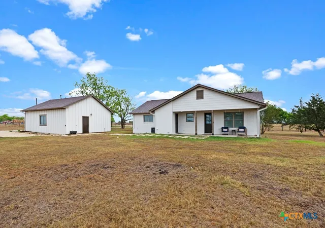 2nd image of 1414 Branch Rd, Seguin, TX 78155 | MLS# 610612