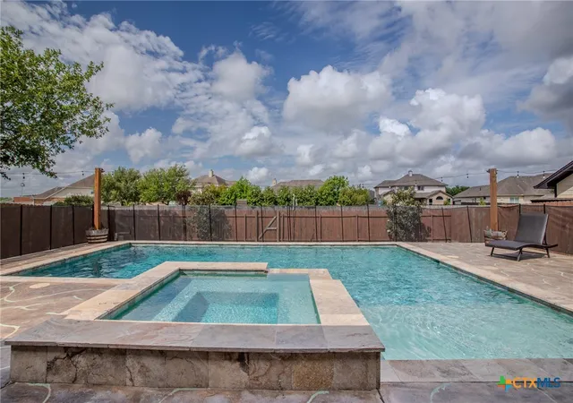 Photo 35 of Single family home for sale at 207 Brushy Crk, Victoria, TX 77904 | MLS# 610251 | Listing updated on 2026-07-23