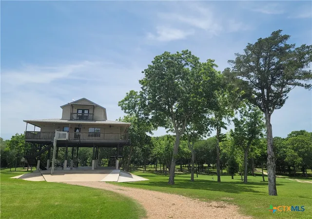 Homes for sale in Cuero, TX | 564 Cypress Valley Rd, Cuero, TX 77954 | MLS# 610678