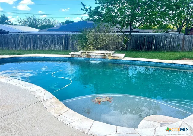 3rd image of 303 Creek Branch Cvs, Killeen, TX 76543 | MLS# 610618