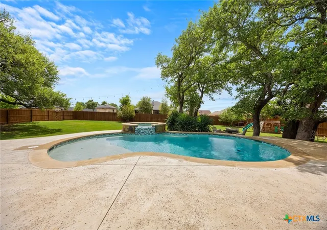 Photo 4 of Sale Pending at 8324 Cates Crk Dr, Salado, TX 76571 | MLS# 610608 | Listing updated on 2026-06-29
