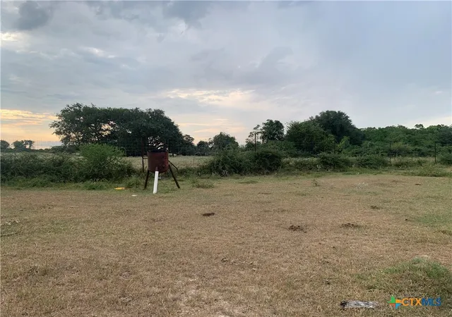 4th image of 12655 State Hwy 172, La Ward, TX 77970 | MLS# 610745