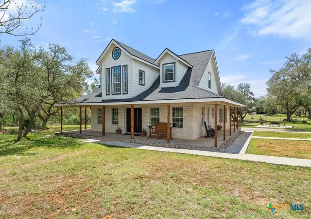 Photo 3 of Single family home for sale at 8139 Ozark Dr, San Marcos, TX 78666 | MLS# 610439 | Listing updated on 2026-07-31
