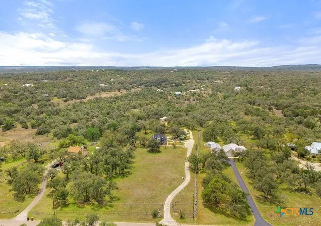 Photo 3 of Single family home for sale at 8139 Ozark Dr, San Marcos, TX 78666 | MLS# 610439 | Listing updated on 2026-07-31