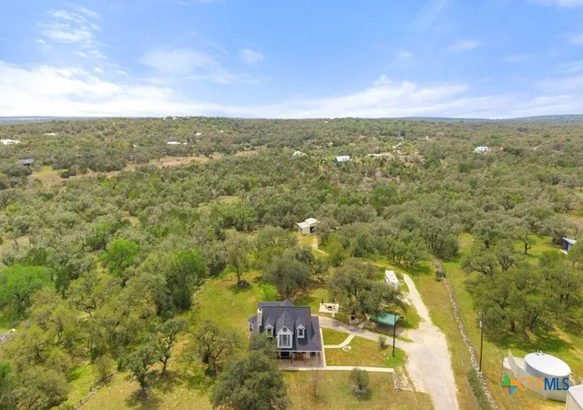 Photo 4 of Single family home for sale at 8139 Ozark Dr, San Marcos, TX 78666 | MLS# 610439 | Listing updated on 2026-07-31