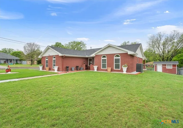 Homes for sale in Copperas Cove, TX | 510 Houston St, Copperas Cove, TX 76522 | MLS# 610656