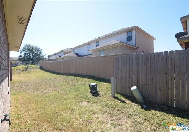 2nd image of 4002 Doraine Ct, Killeen, TX 76549