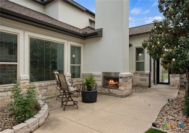 Photo 3 of Single family home for sale at 401 Skyflower Dr, Georgetown, TX 78628 | MLS# 610837 | Listing updated on 2026-05-20