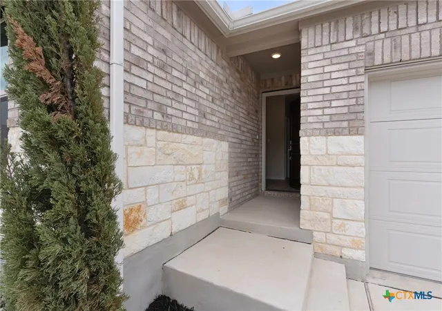 Photo 2 of Single family home for sale at 1862 Pining St, New Braunfels, TX 78132 | MLS# 610921 | Listing updated on 2026-09-28