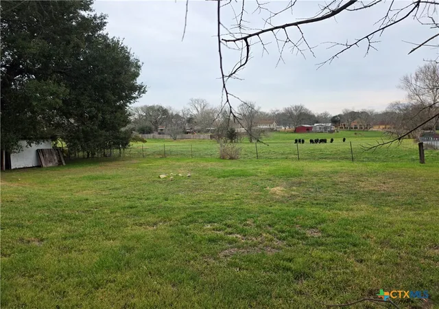 18th image of 116 E 14th St, Shiner, TX 77984 | MLS# 610736